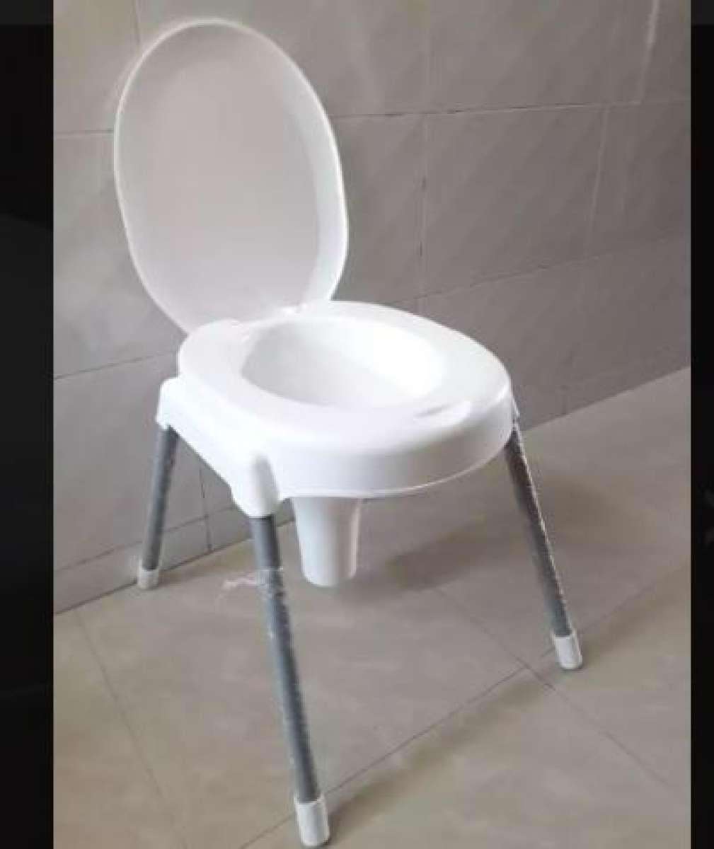 Portable Commode Chair New Condition Completely Lejao Shopping Store
