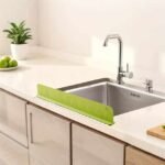 Sink Splash Guard for Kitchen Sink – Clip-On Water Splash Protector & Sponge Holder Organizer - Image 3